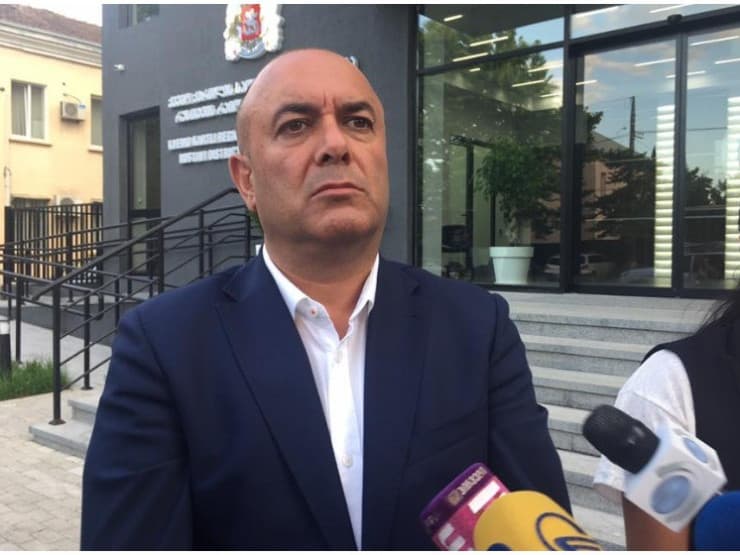 აზერ სულეიმანოვი – ვტოვებ “ნაციონალურ მოძრაობას”, ამის შემდეგ დროებით შევაჩერებ ჩემს პოლიტიკურ საქმიანობას