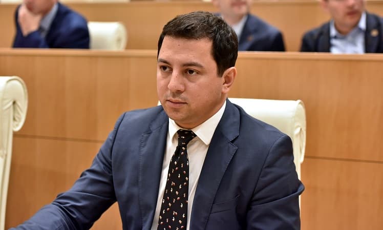 Frontnews image description