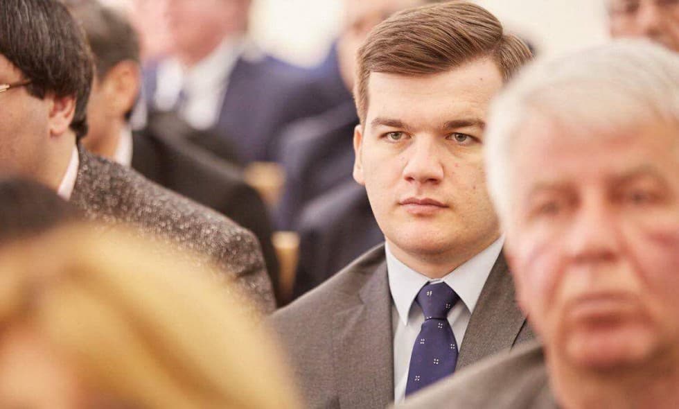 Frontnews image description