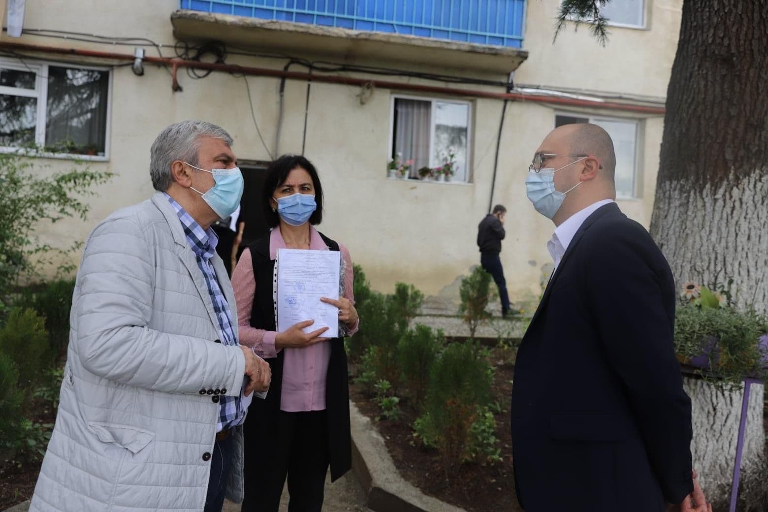 Frontnews image description