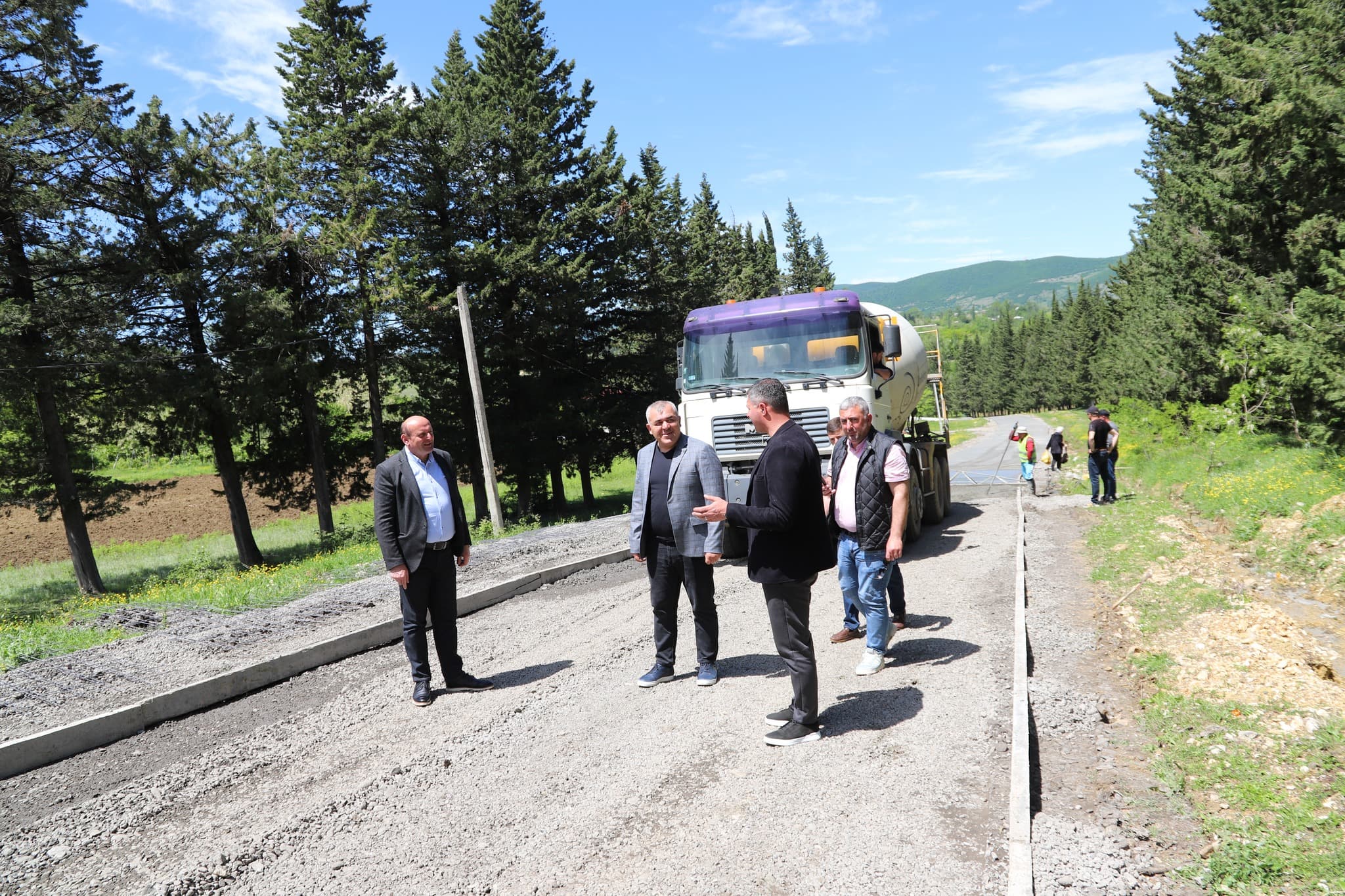 Frontnews image description