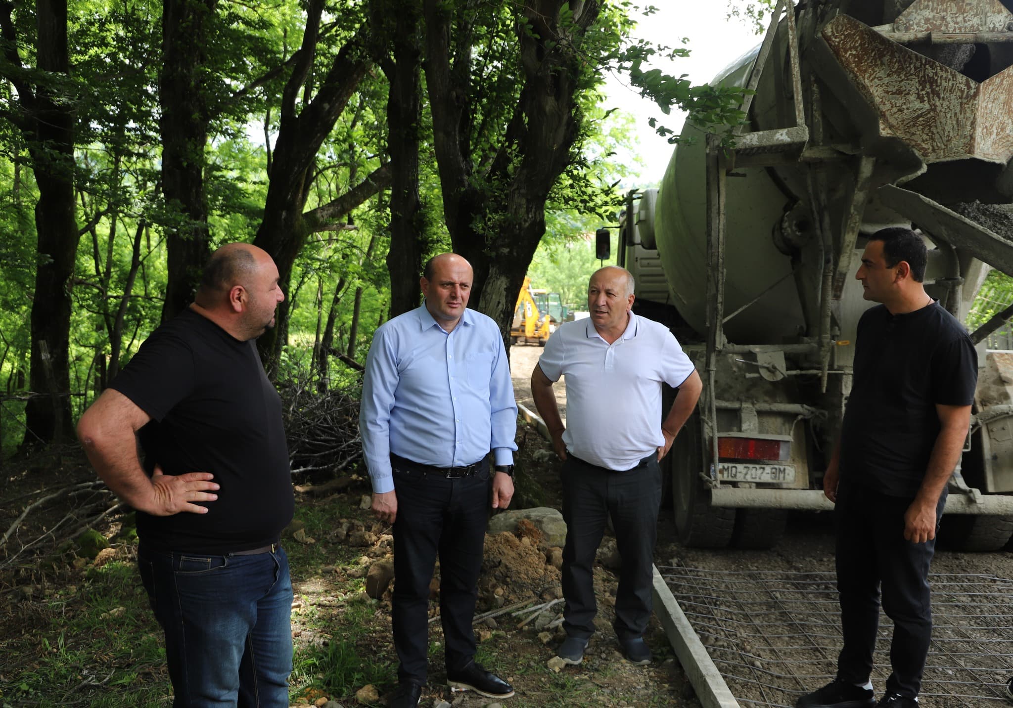 Frontnews image description