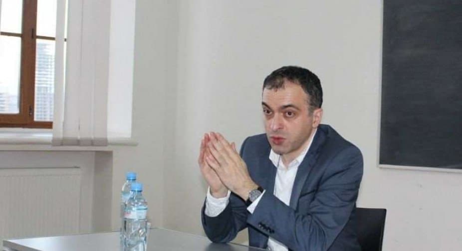 Frontnews image description