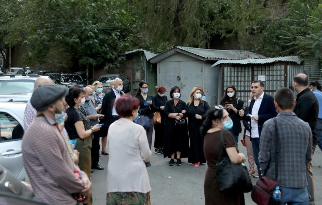 გიორგი ტყემალაძე მცხეთისა და კეკელიძის ქუჩის მცხოვრებლებს შეხვდა