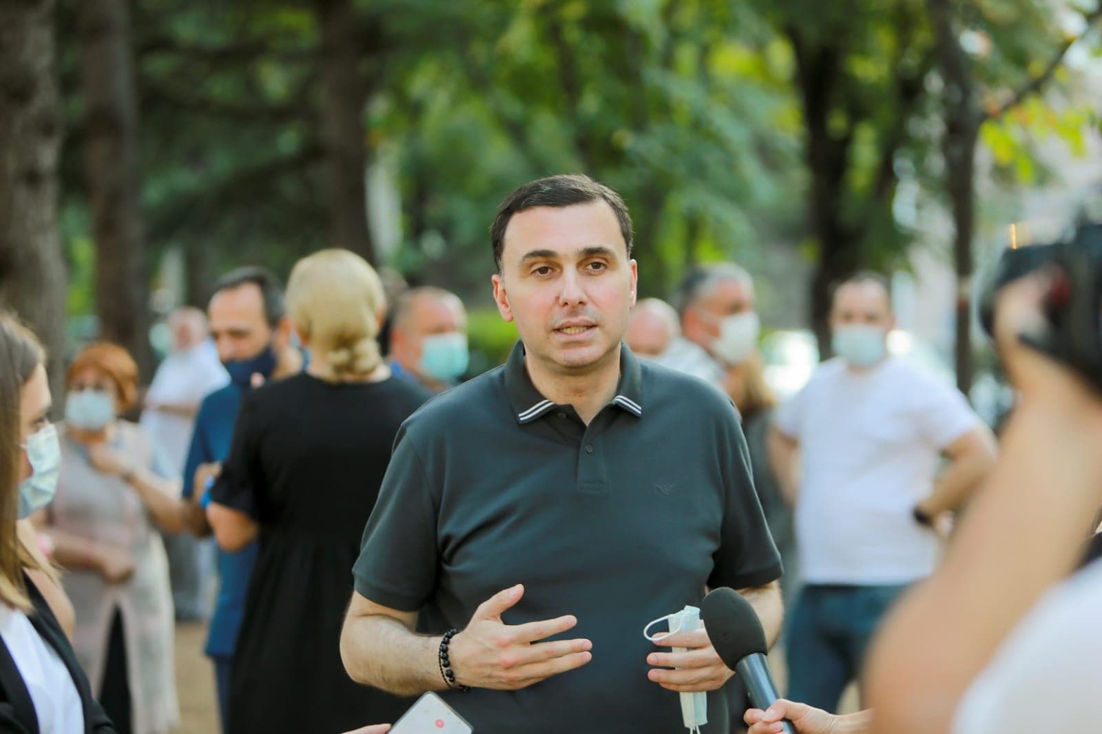 Frontnews image description