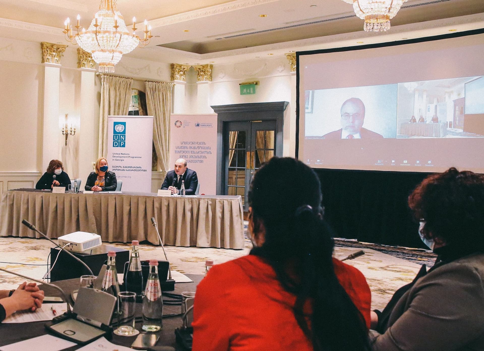 Frontnews image description