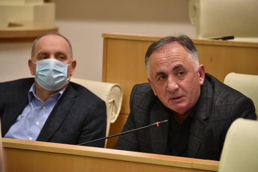 ბეჟან წაქაძე – მიხეილ სააკაშვილი არის მშვენივრად, მშვენიერ ფორმაში, აცადეთ, ბუნებრივად ჭამოს და არ დამალოს ეს ჭამა