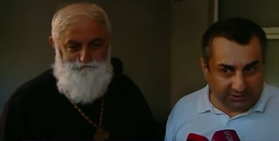 დეკანოზი სპირიდონ ცქიფურიშვილი გამოკითხვაზე იმყოფება