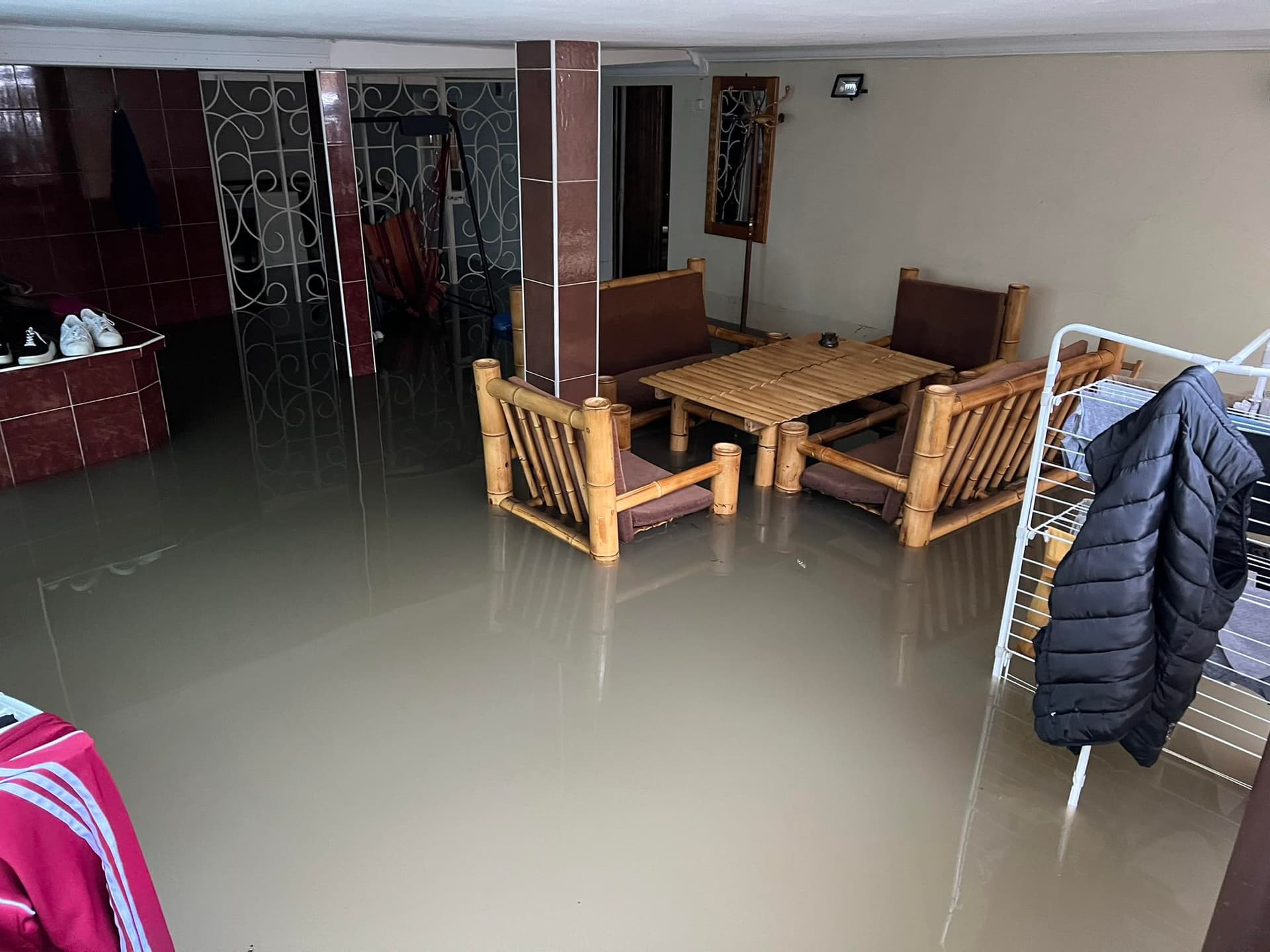 Frontnews image description