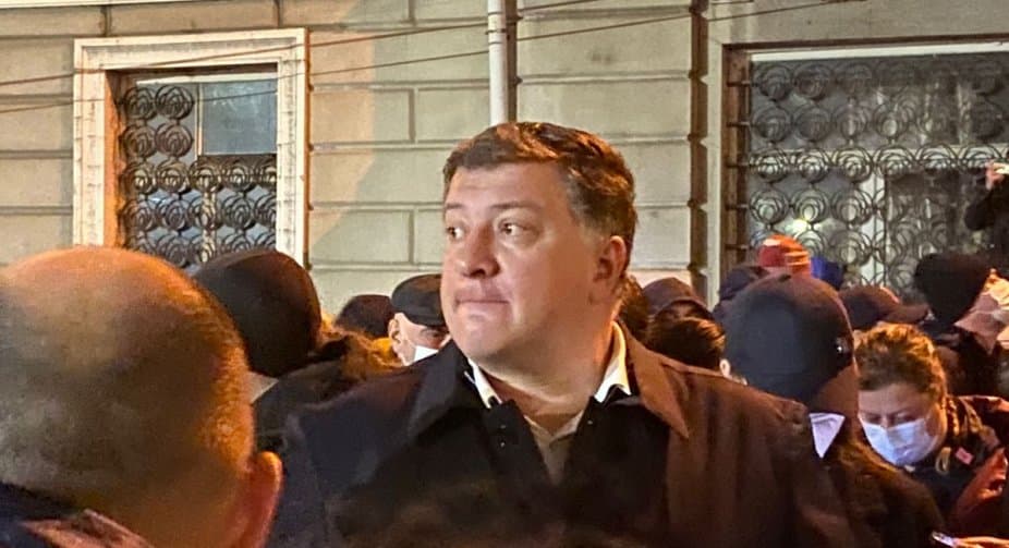 Frontnews image description