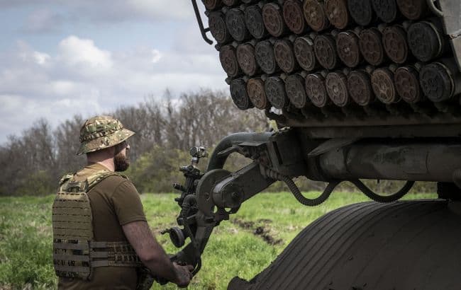 900-ზე მეტი ოკუპანტი ერთ დღეში – რუსეთის ახალი დანაკარგები უკრაინაში