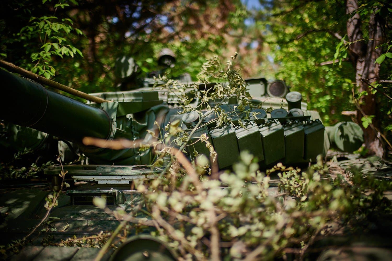 Frontnews image description