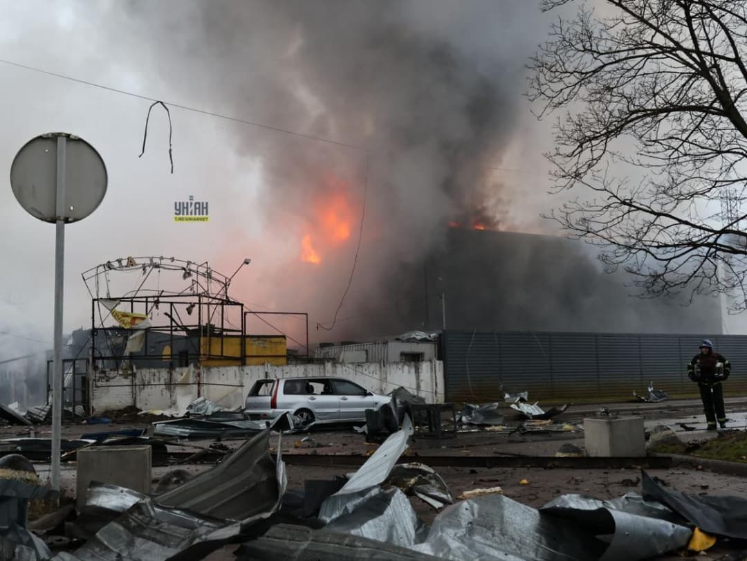 ზელენსკი – ბოლო ხუთი დღის განმავლობაში მტერმა უკრაინაში სულ მცირე 500 რაკეტა და დრონი გამოიყენა