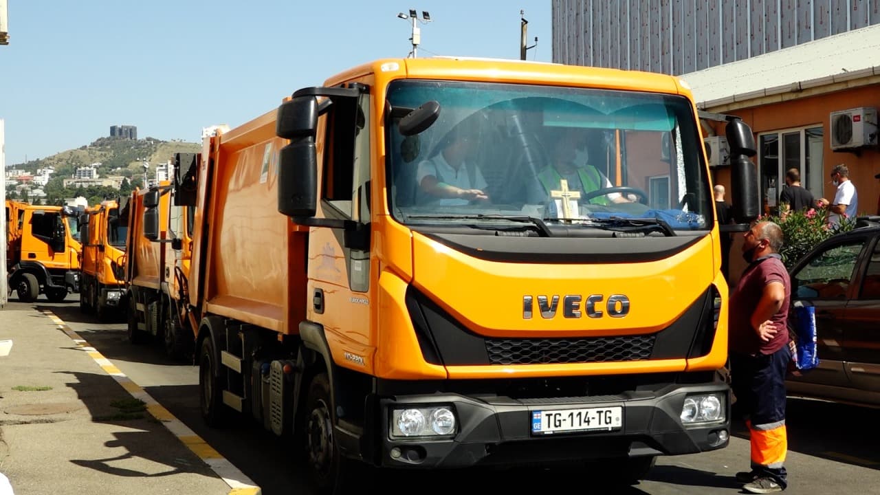 Frontnews image description