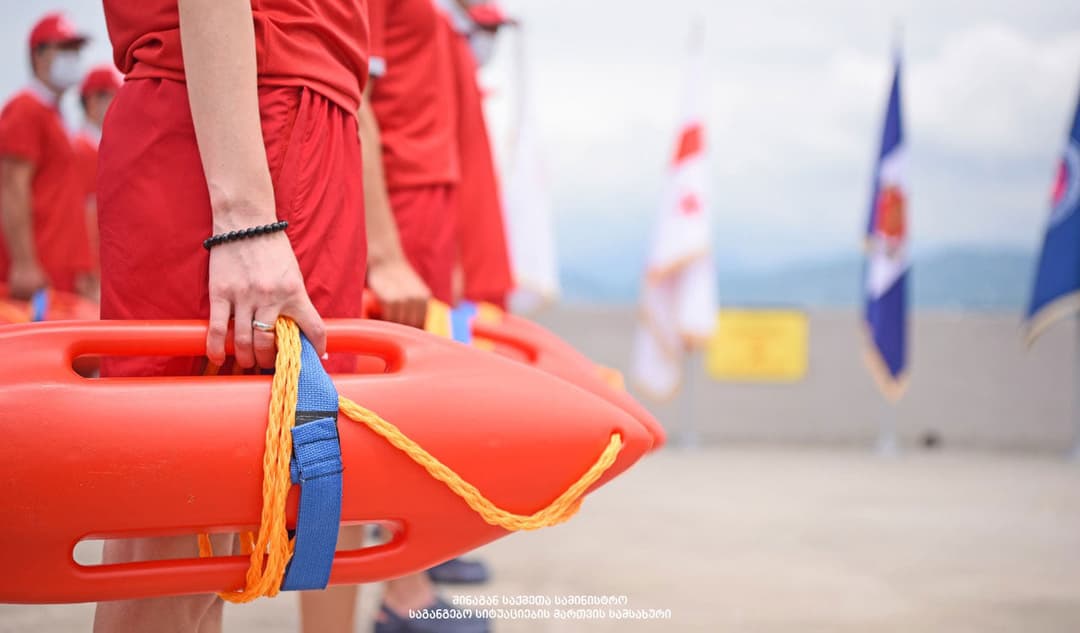 მაშველები საზღვაო სეზონის დაწყებიდან დღემდე 100-მდე ადამიანს დაეხმარნენ
