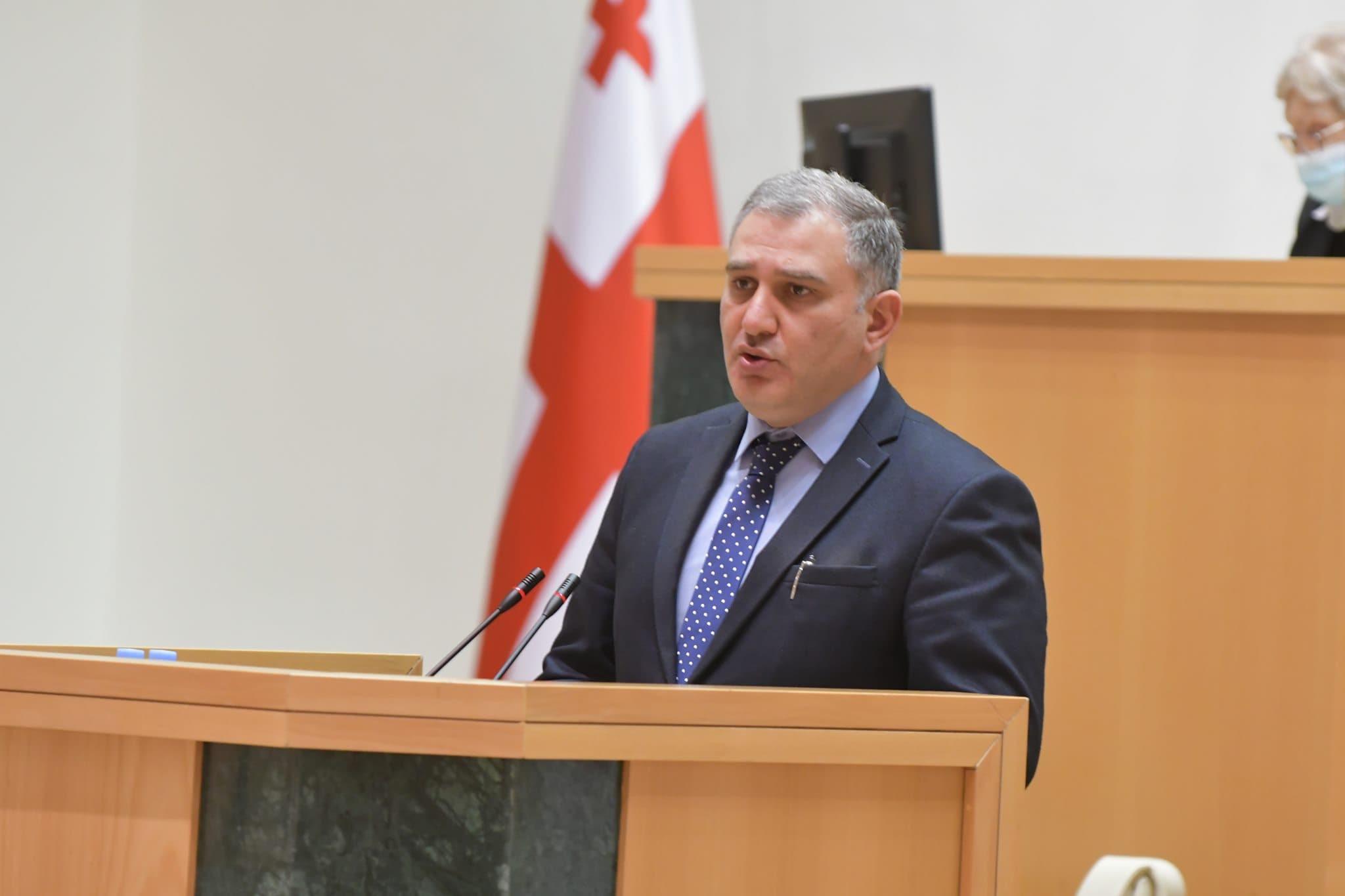 Frontnews image description