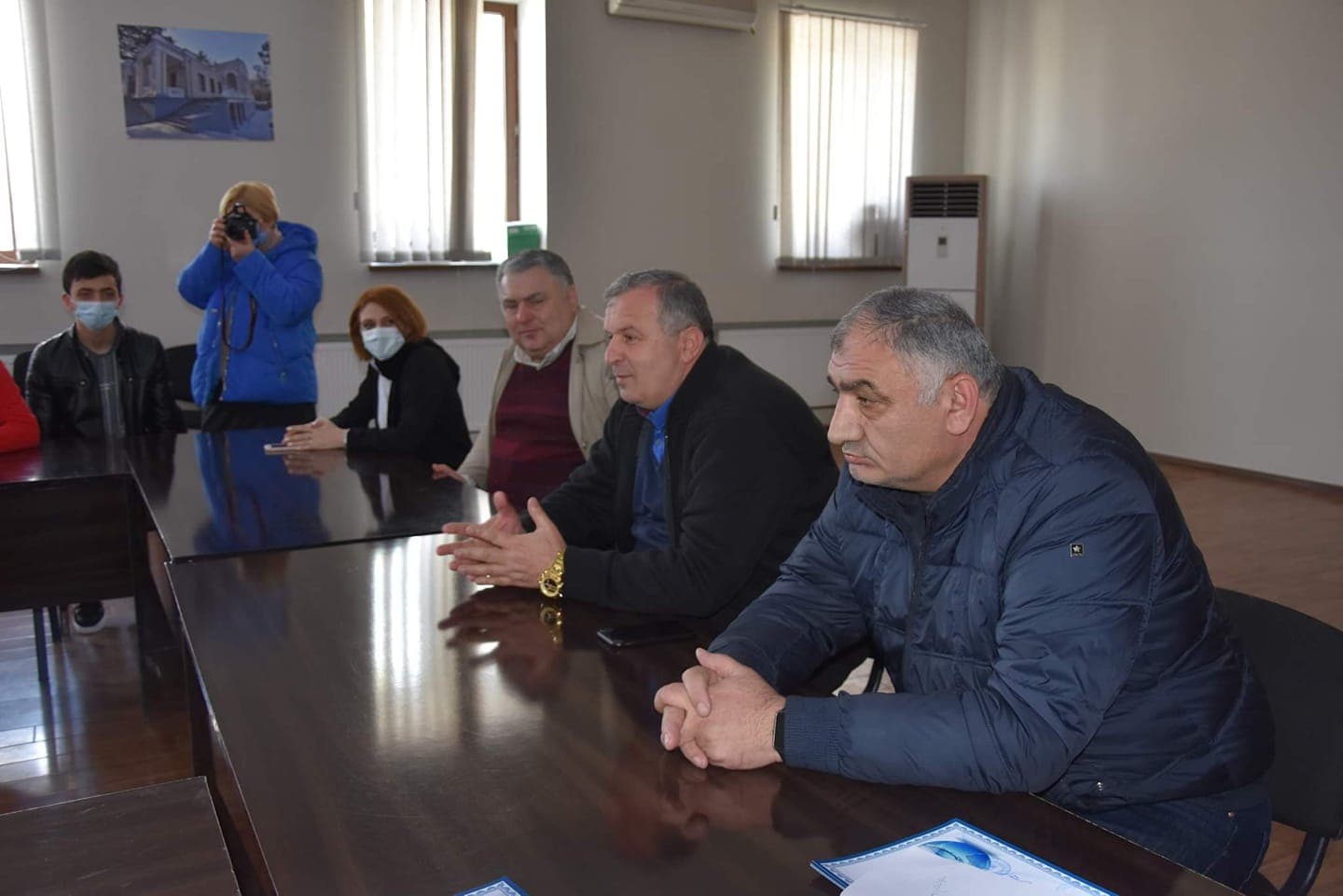 Frontnews image description