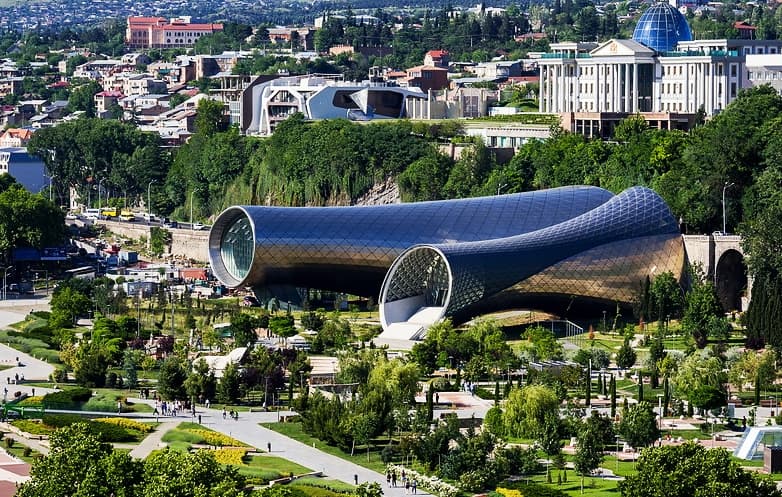 Frontnews image description