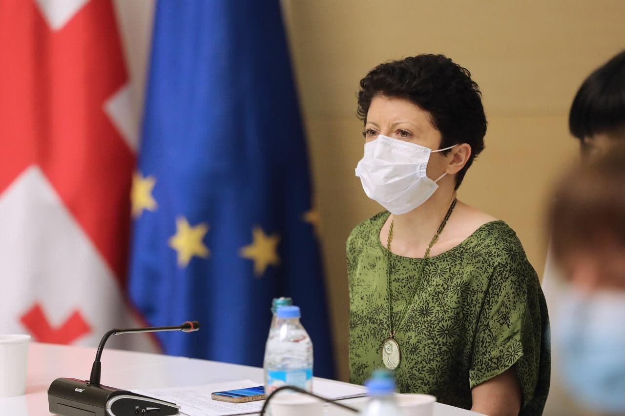 Frontnews image description