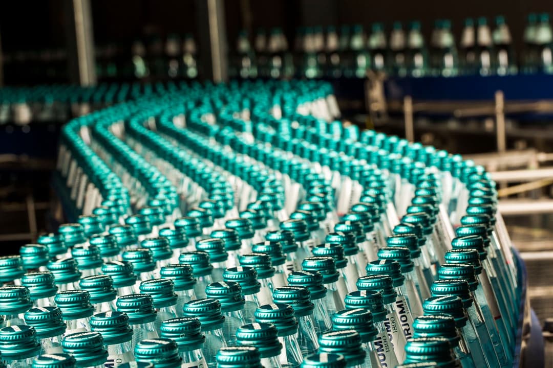 კომპანია “ბორჯომმა” 49 თანამშრომელი სამსახურიდან გაათავისუფლა