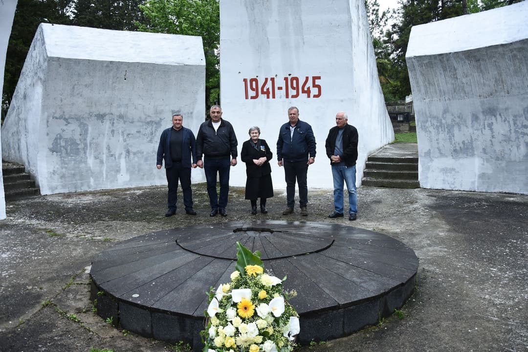 წყალტუბოს მუნიციპალიტეტის მერმა მეორე მსოფლიო ომში დაღუპულთა ხსოვნას პატივი მიაგო