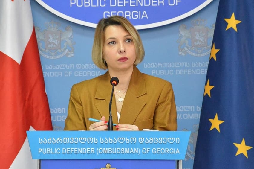 ნინო ლომჯარია – რას ბედავთ თქვენ?! ამ ქვეყნის სახელით ამის თქმის უფლება ვინ მოგცათ?