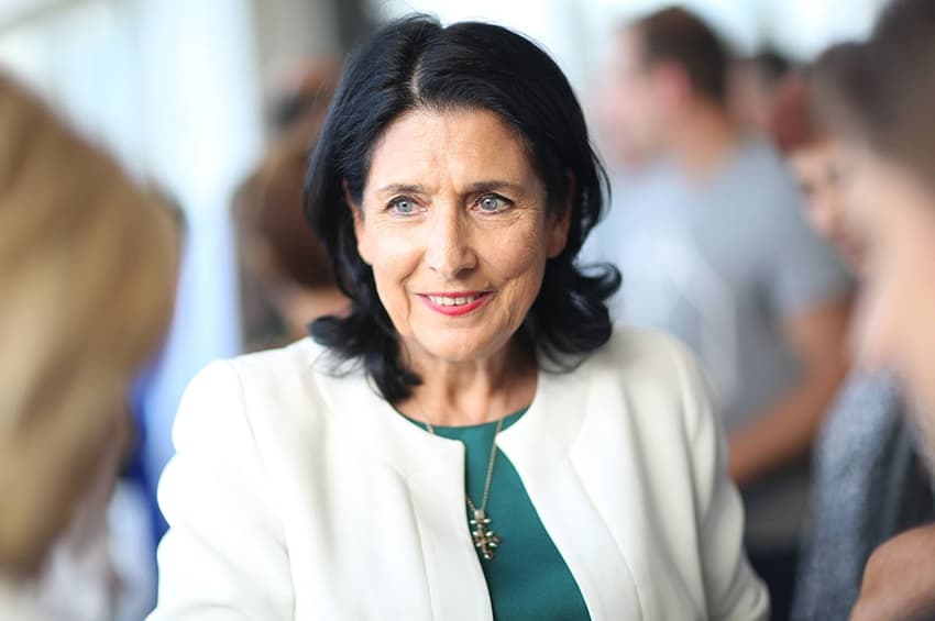 Frontnews image description