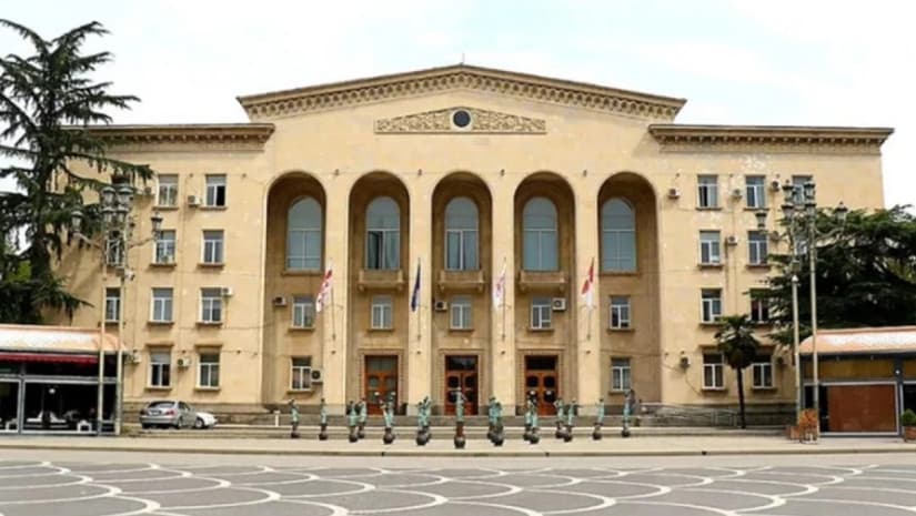 “ქართული ოცნება” რუსთავის საკრებულოს ოპოზიციონერი თავმჯდომარის იმპიჩმენტის პროცედურას იწყებს