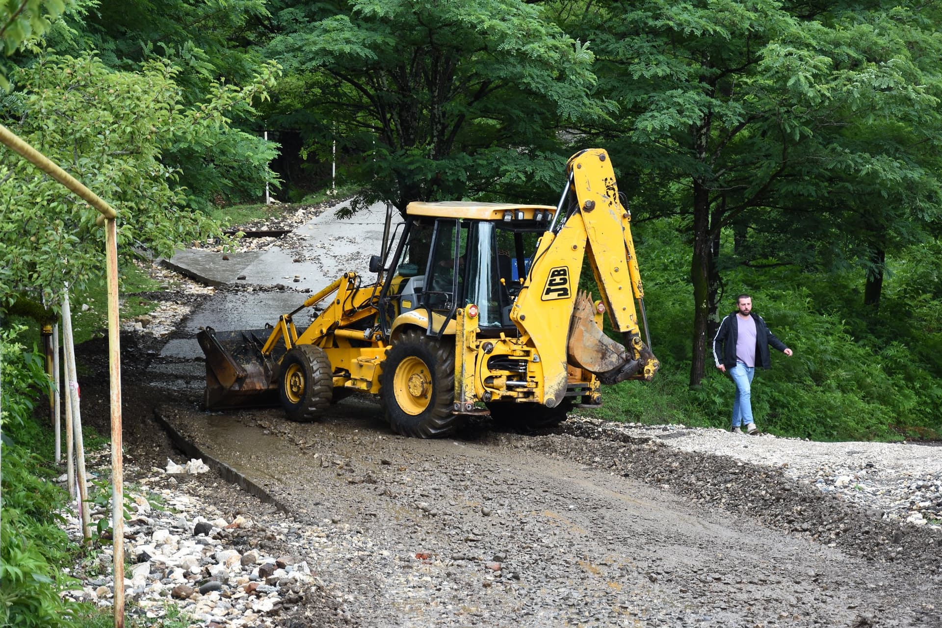 Frontnews image description