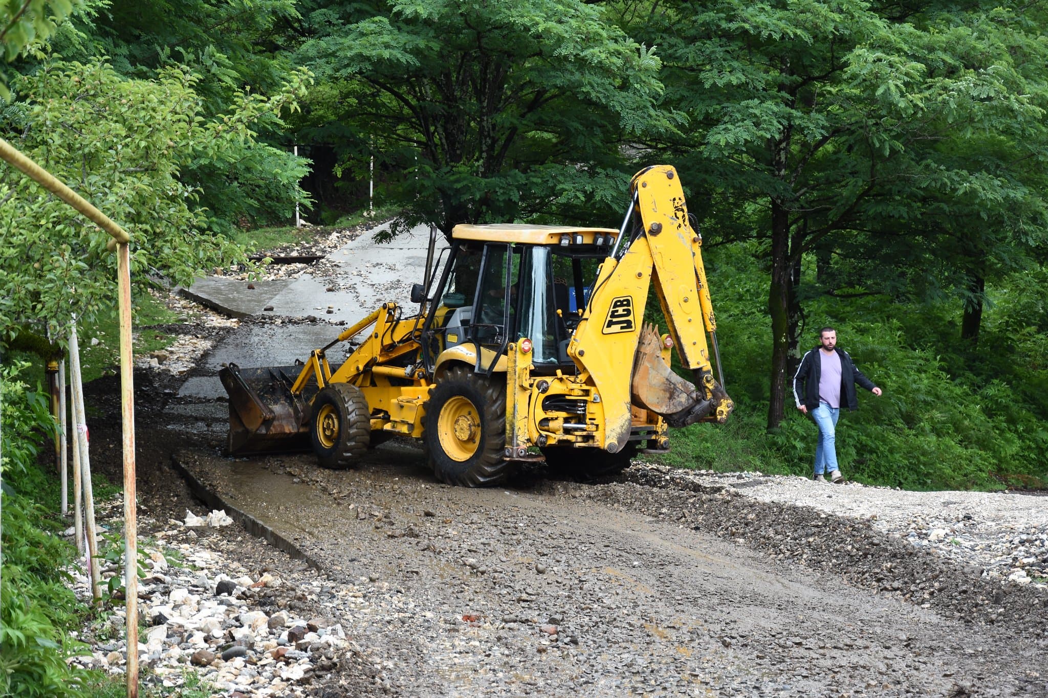 Frontnews image description