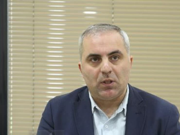 Frontnews image description