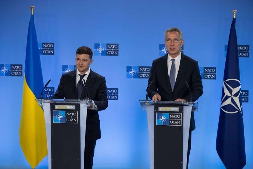 Stoltenberg discusses Russia’s military build-up with Zelensky