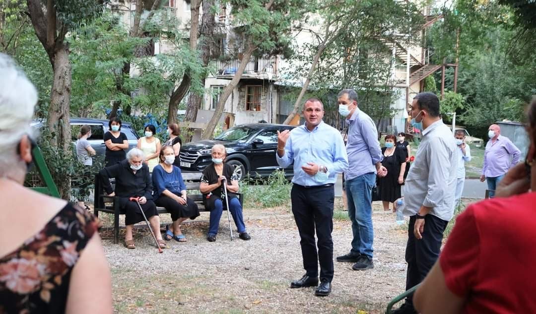 ვარკეთილის მასივის ტერიტორიაზე ე.წ. ავარიული “ხრუშოვკების“ ჩანაცვლების პროცესი დაიწყო