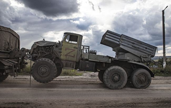 მინუს 490 ოკუპანტი, 10 ჯავშანტექნიკა და 7 ტანკი ერთ დღეში – რუსეთის ახალი დანაკარგები უკრაინაში