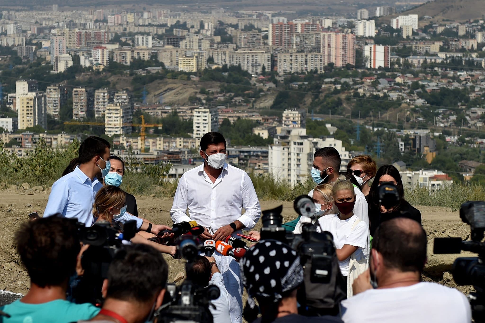 Frontnews image description