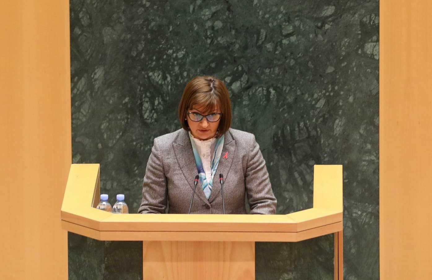 Frontnews image description