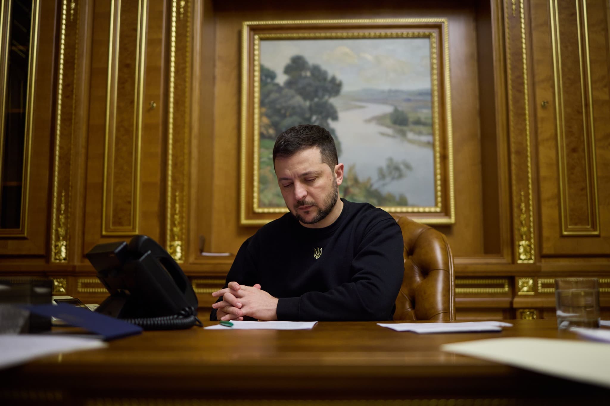 Frontnews image description