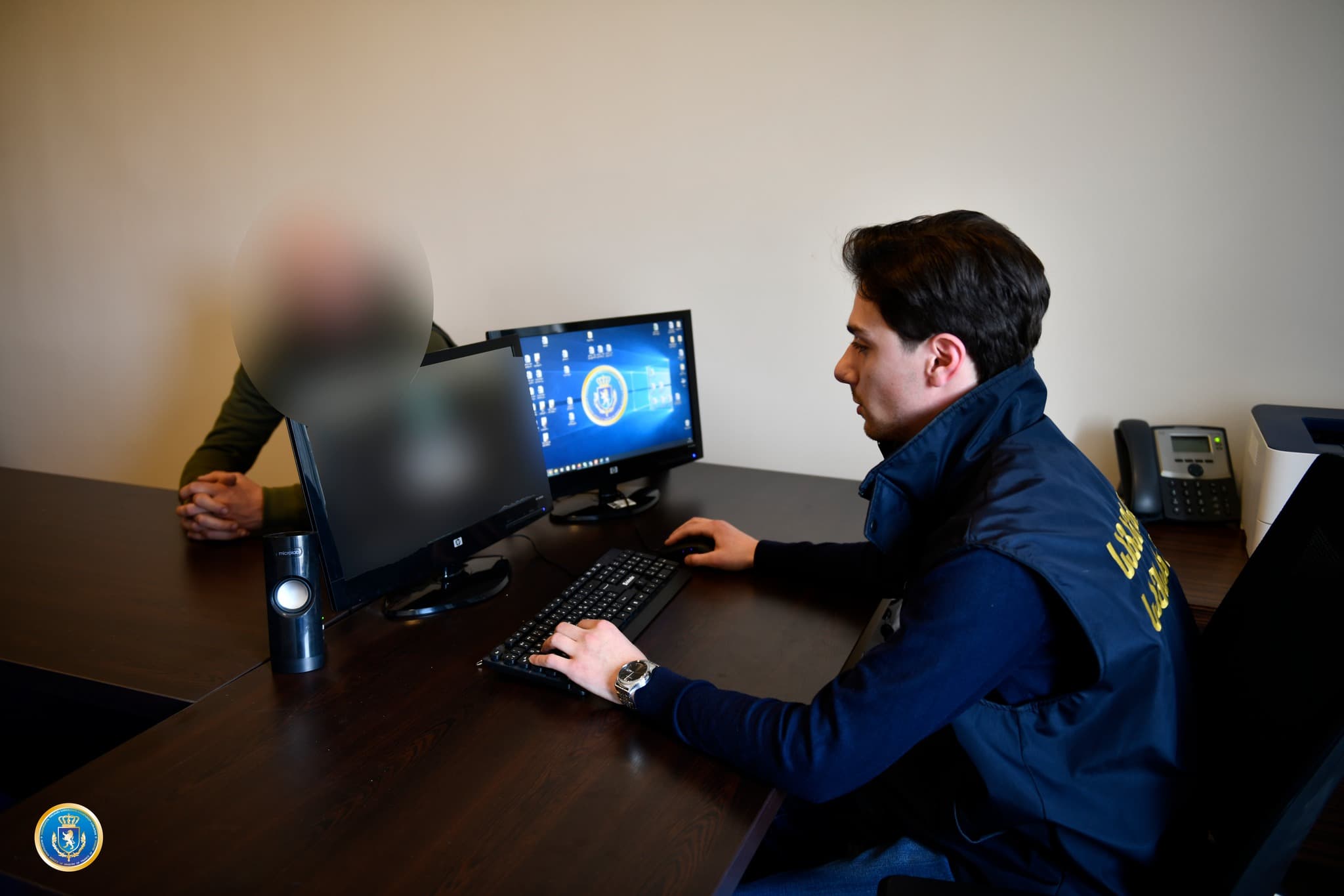 Frontnews image description