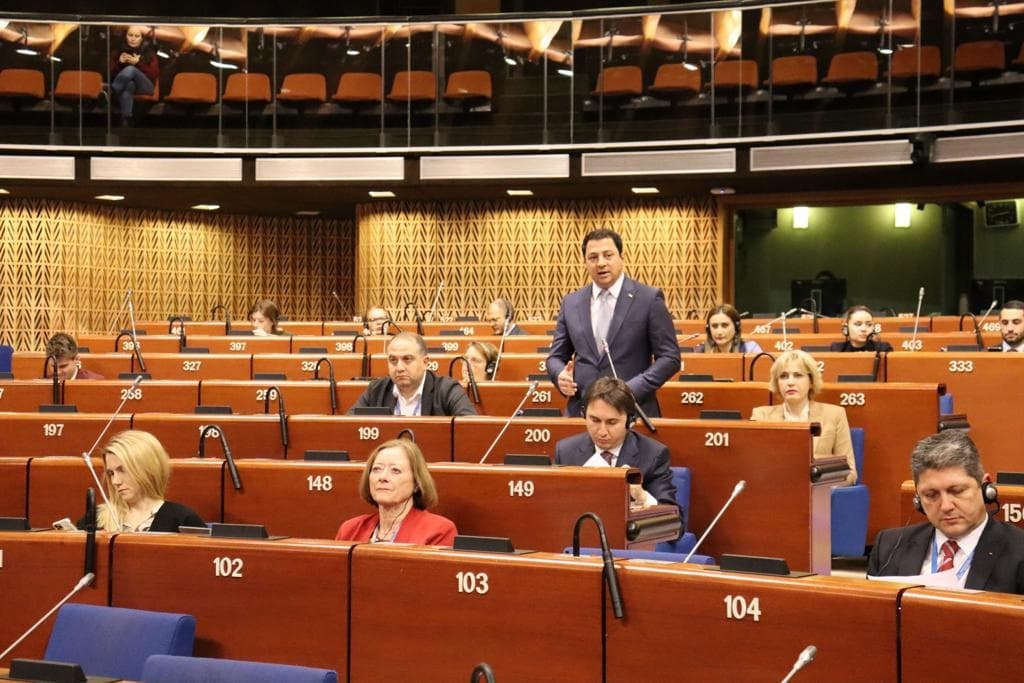 Frontnews image description