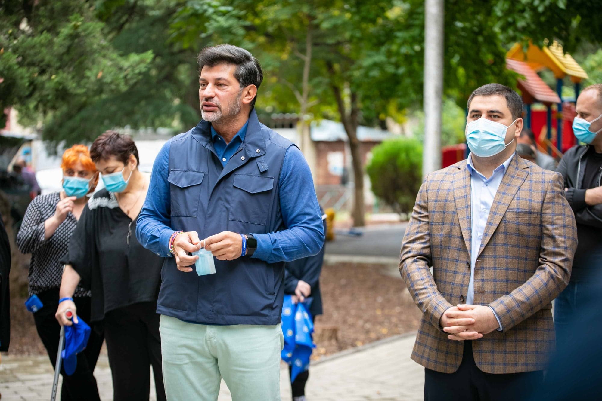 Frontnews image description