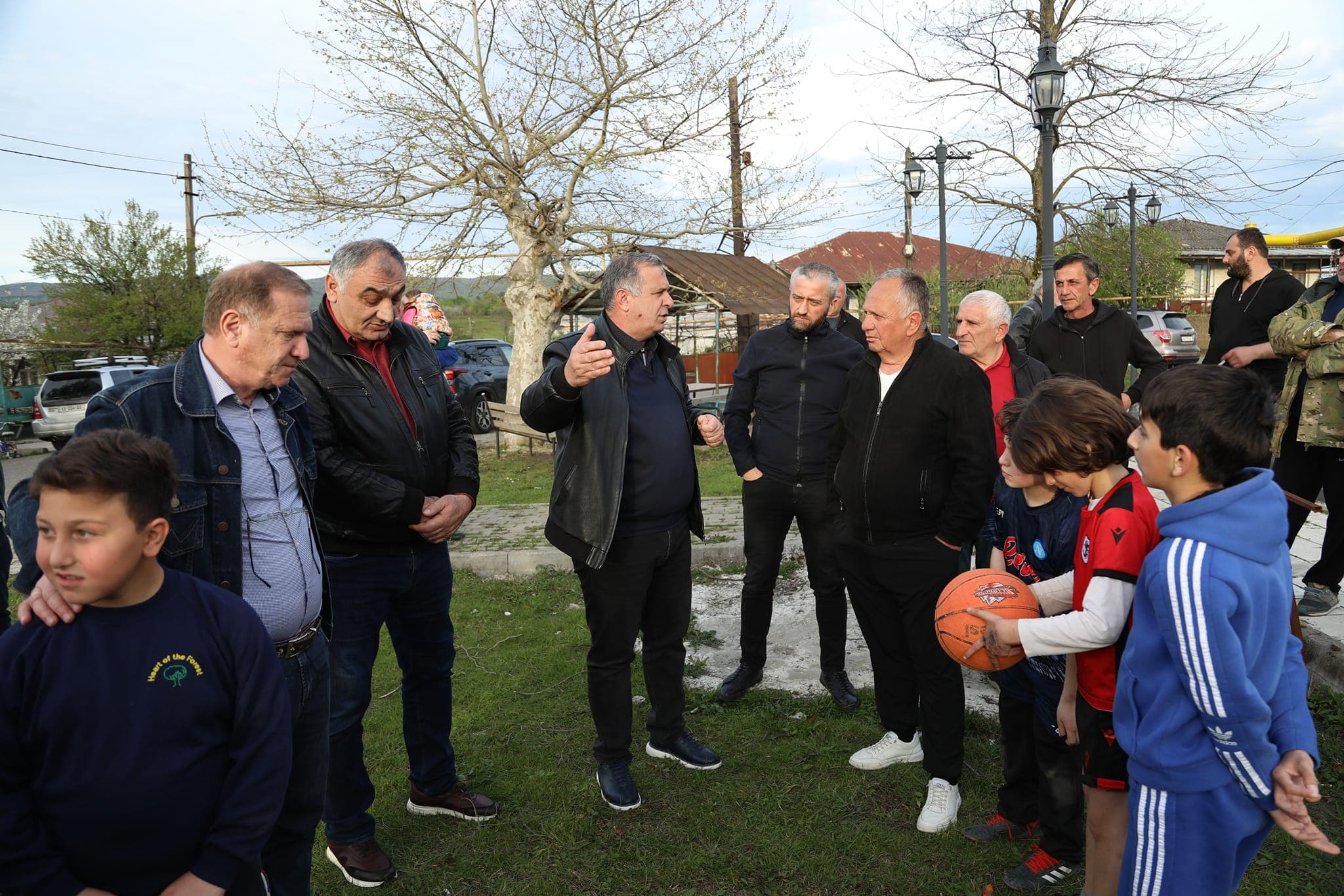 Frontnews image description