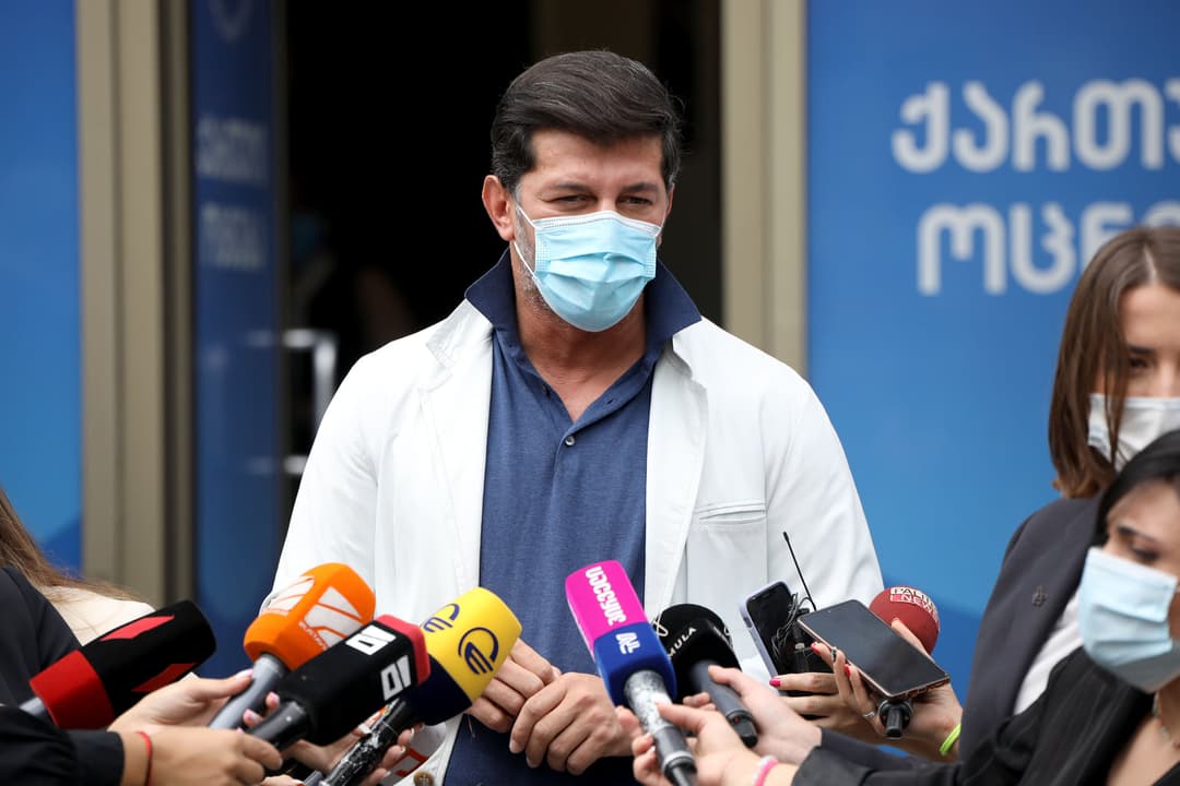 კახა კალაძე – მეორედან არა, სახურავიდან გადმოაგდეს, როცა გეუბნებიან, გადი, უნდა გახვიდე