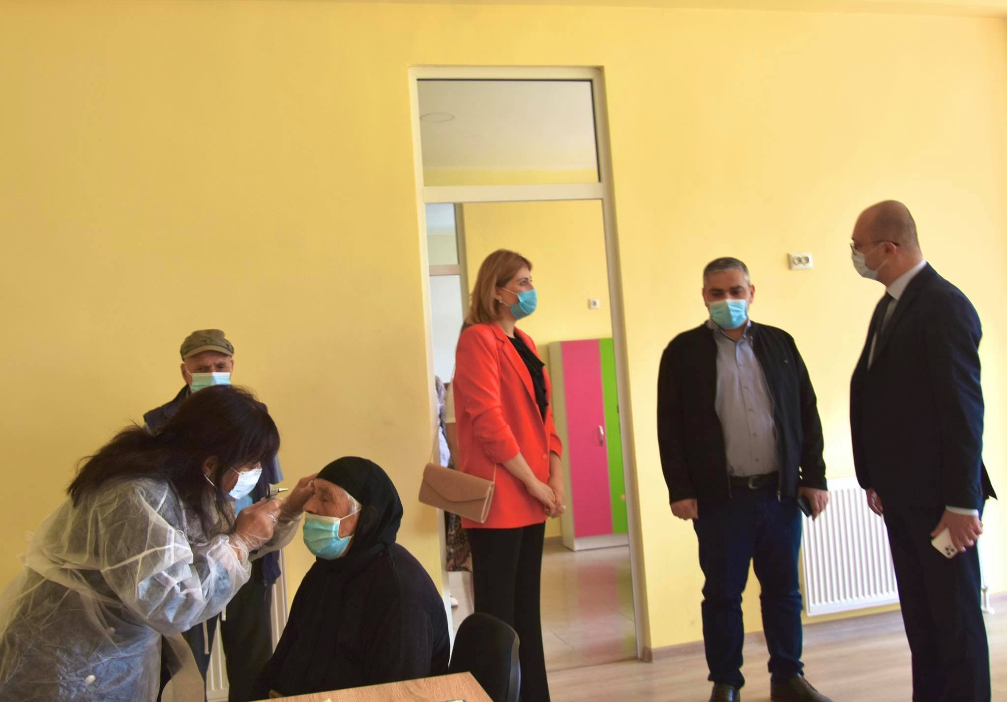 Frontnews image description