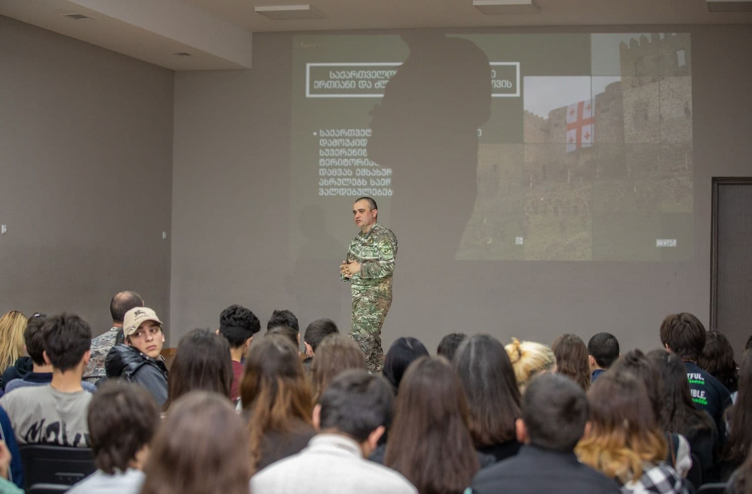 Frontnews image description