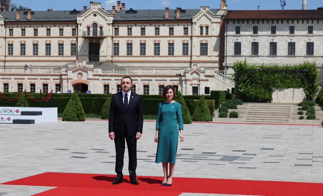 ირაკლი ღარიბაშვილი ევროპული პოლიტიკური გაერთიანების მეორე სამიტის გახსნის ღონისძიებას დაესწრო