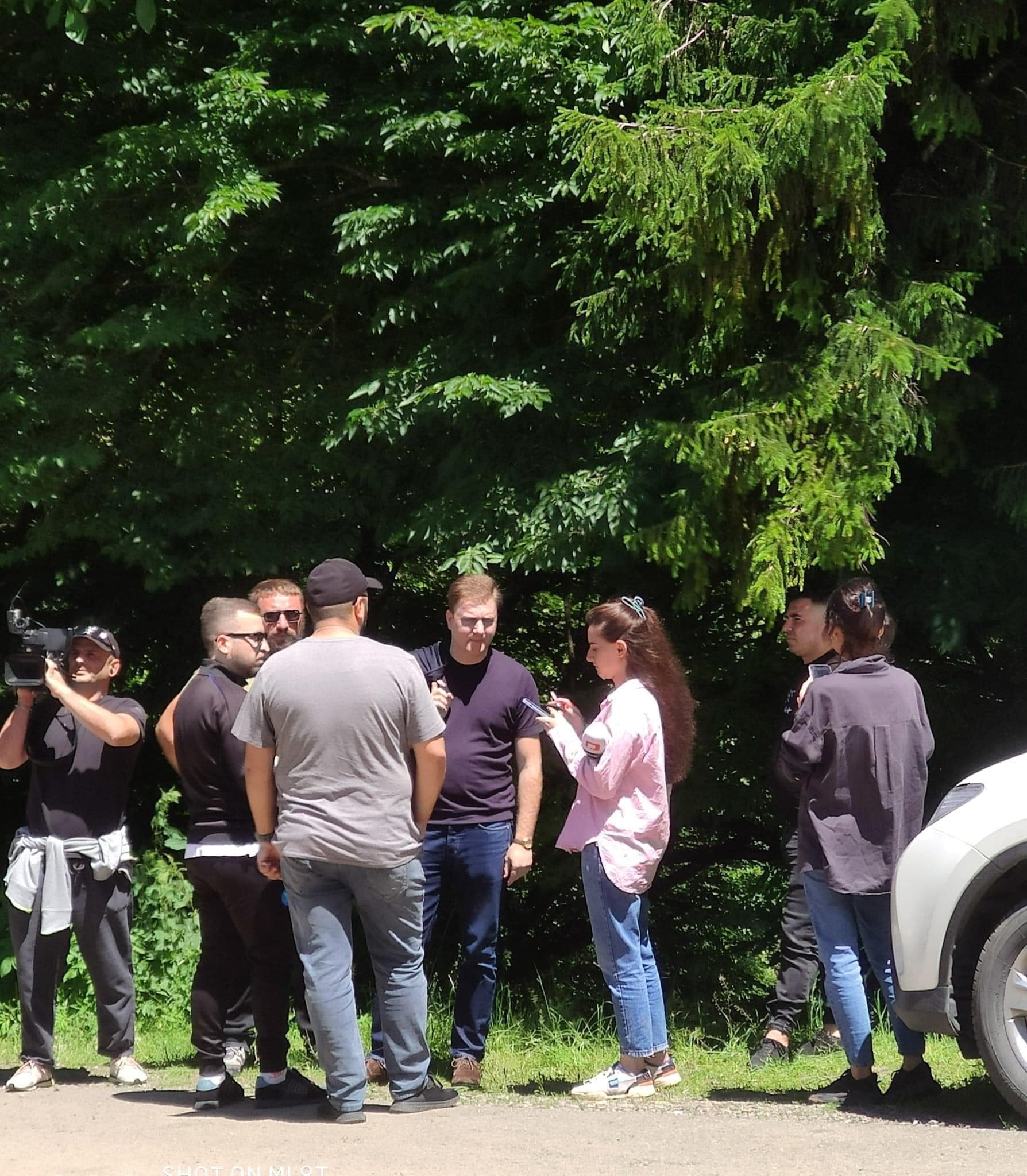 Frontnews image description