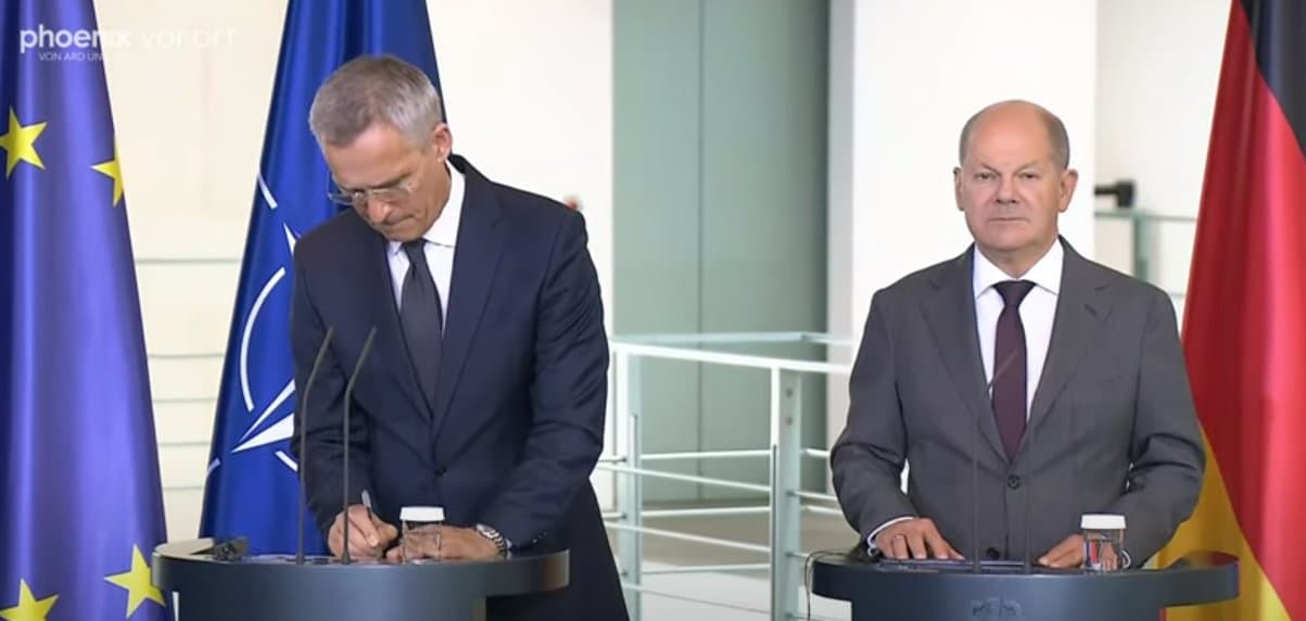 Frontnews image description