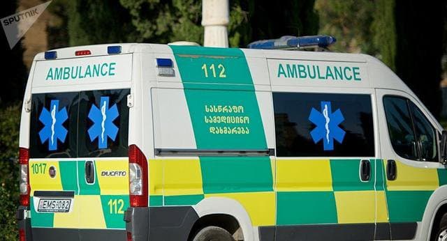 გორში მესამე სართულიდან ბავშვი გადმოვარდა