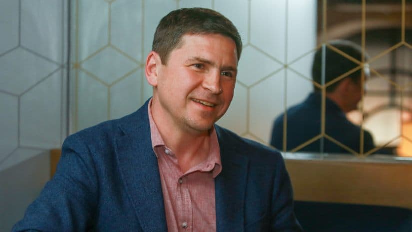 პოდოლიაკი – ომი მალე საბოლოოდ გადავა რუსეთის ტერიტორიაზე