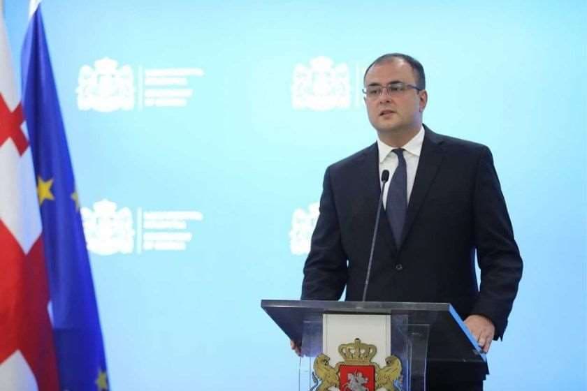 რატი ბრეგაძე – ნამდვილად არ ვარ დაინტერესებული სააკაშვილის ადგილსამყოფელით